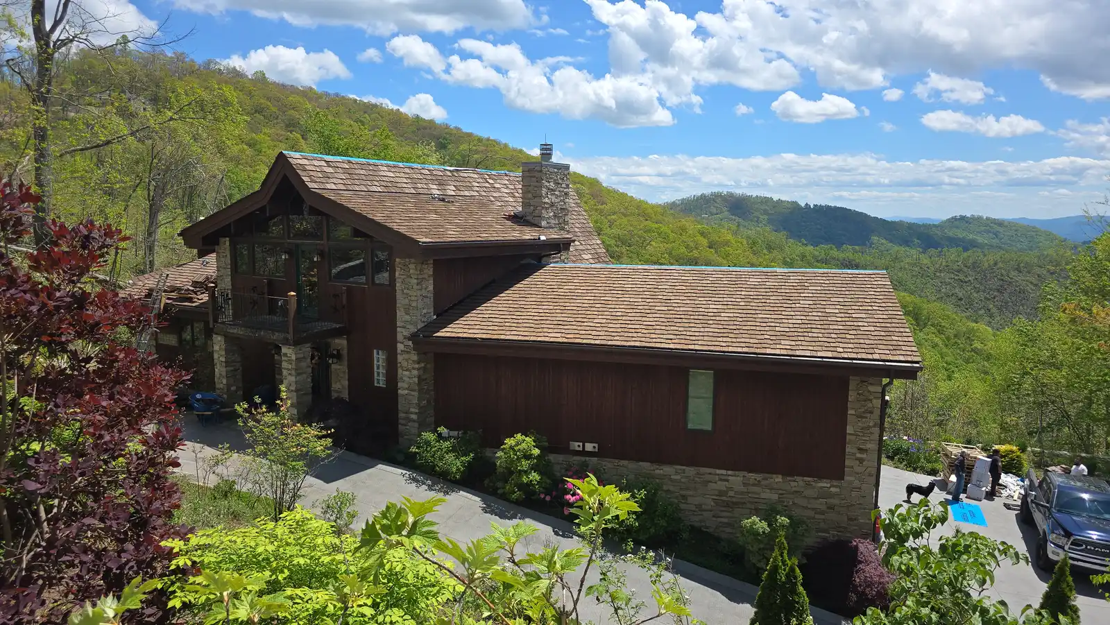 Mountain home cedar shake roof